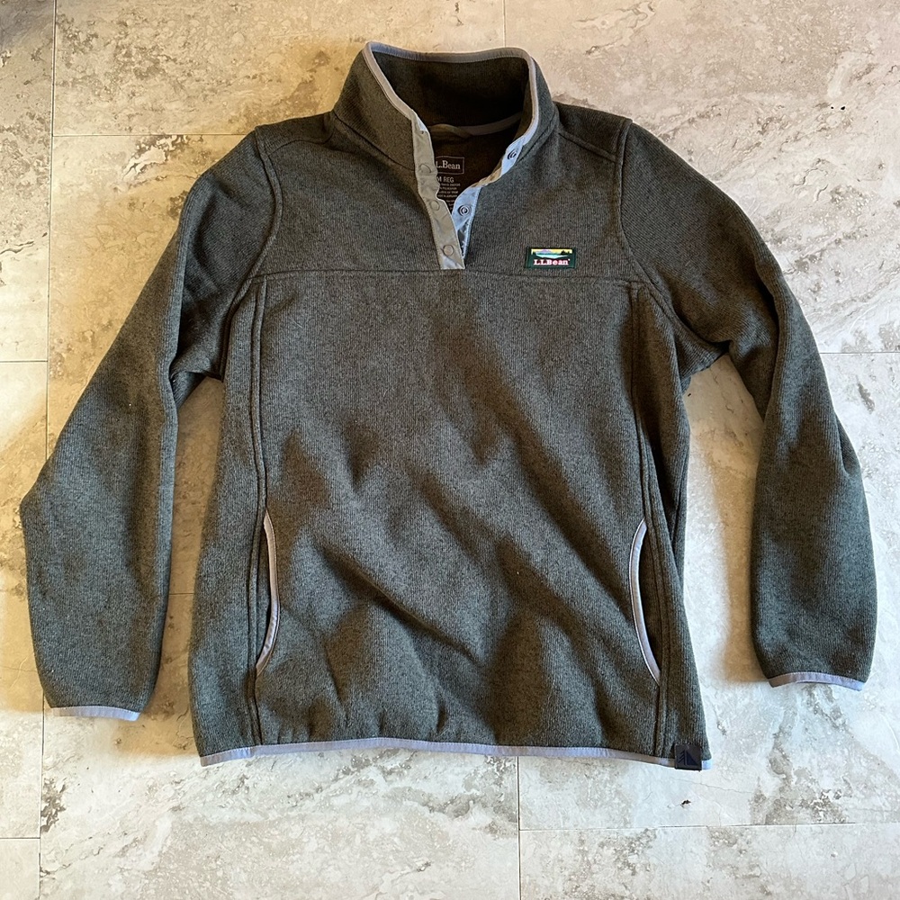L.L.Bean Sweater Fleece Pullover Women’s medium - Army green